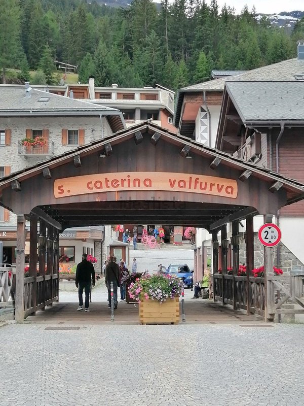 albergo in vendita a Valfurva in zona Santa Caterina