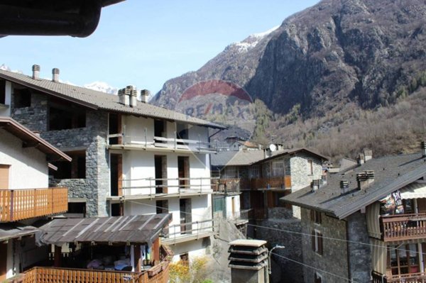 appartamento in vendita a Val Masino in zona Cataeggio