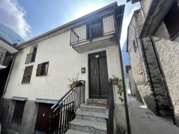 appartamento in vendita a Val Masino