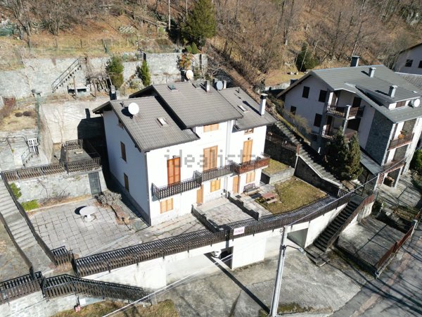 appartamento in vendita a Val Masino in zona San Martino
