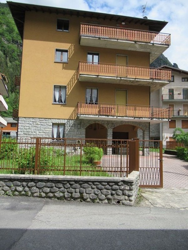 appartamento in vendita a Val Masino