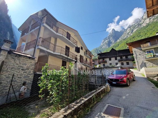 appartamento in vendita a Val Masino in zona San Martino