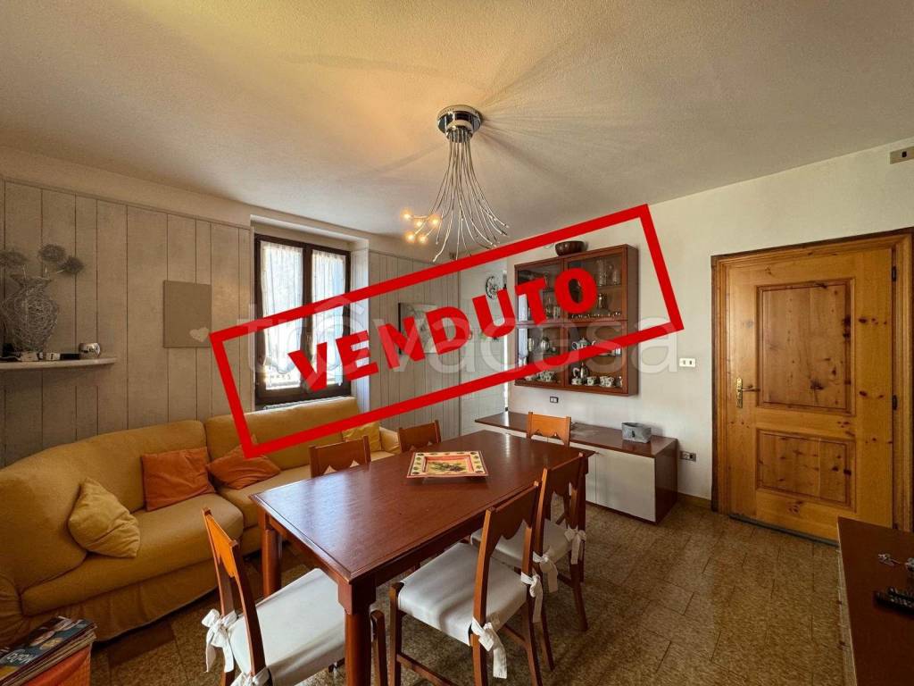 casa indipendente in vendita a Verceia