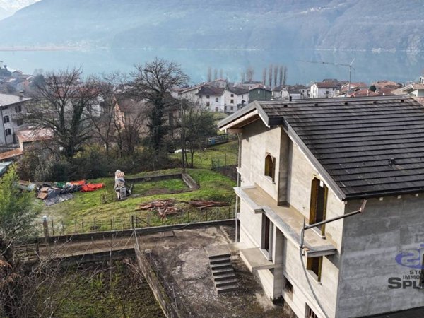 casa indipendente in vendita a Verceia