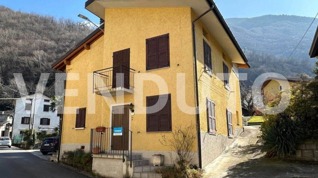 casa indipendente in vendita a Verceia