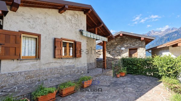casa indipendente in vendita a Verceia