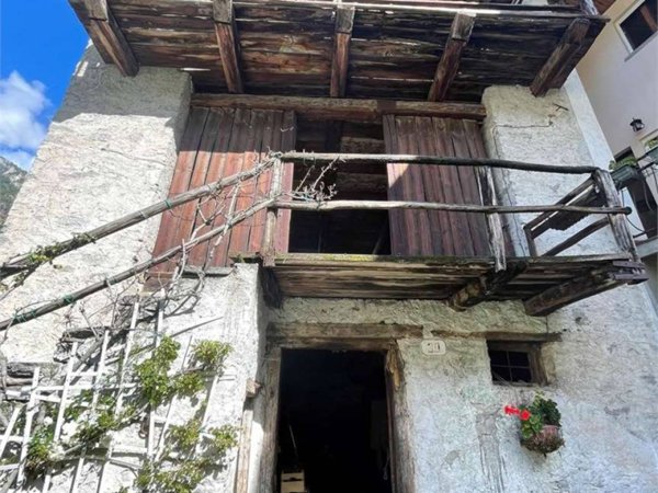 casa indipendente in vendita a Villa di Chiavenna
