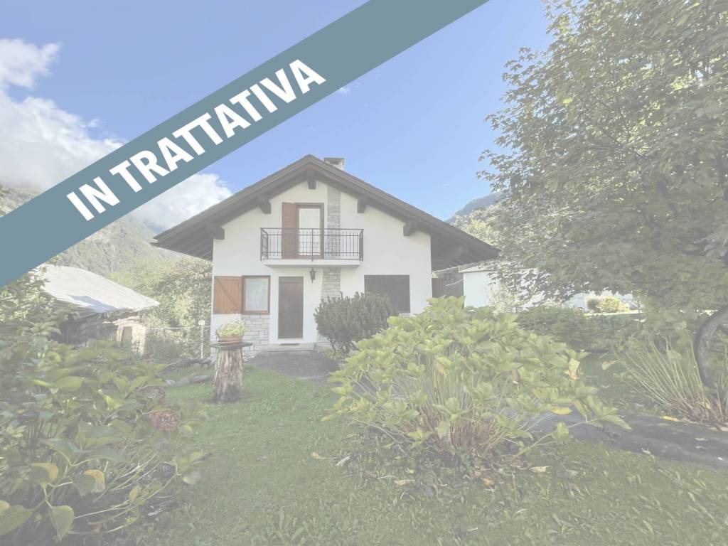 casa indipendente in vendita a Villa di Chiavenna in zona Canete