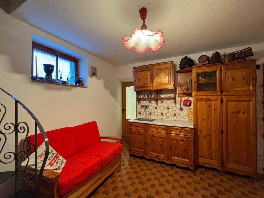 casa indipendente in vendita a Villa di Chiavenna in zona Chete