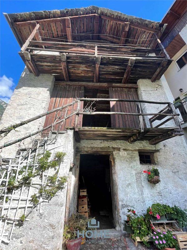 casa indipendente in vendita a Villa di Chiavenna