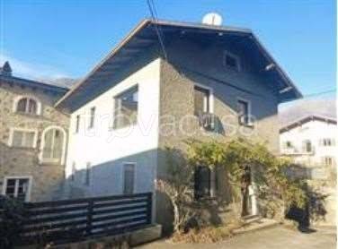 appartamento in vendita a Villa di Tirano in zona Stazzona