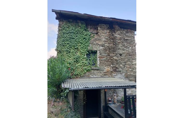 casa indipendente in vendita a Villa di Tirano in zona Motta