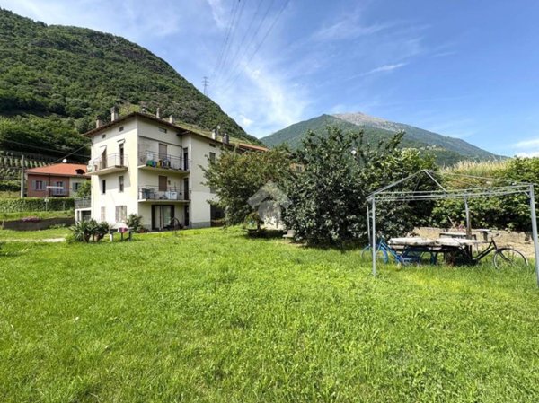 casa indipendente in vendita a Villa di Tirano