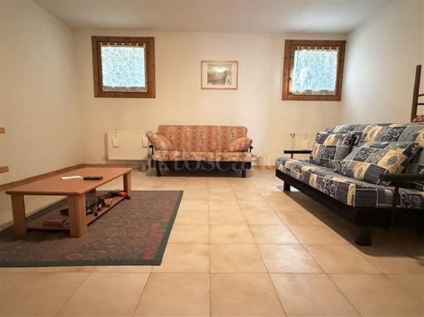 appartamento in vendita a Villa di Tirano in zona Motta