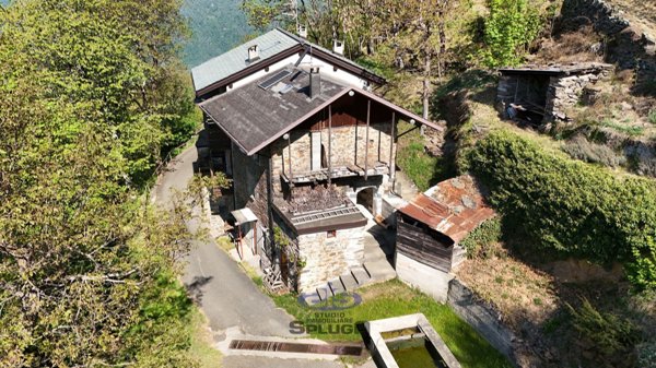 casa indipendente in vendita a Villa di Tirano