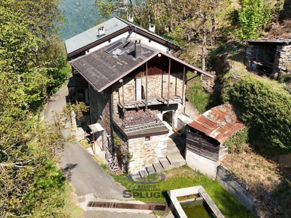 casa indipendente in vendita a Villa di Tirano