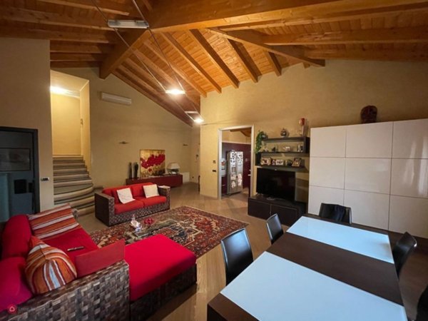 casa indipendente in vendita ad Abbiategrasso