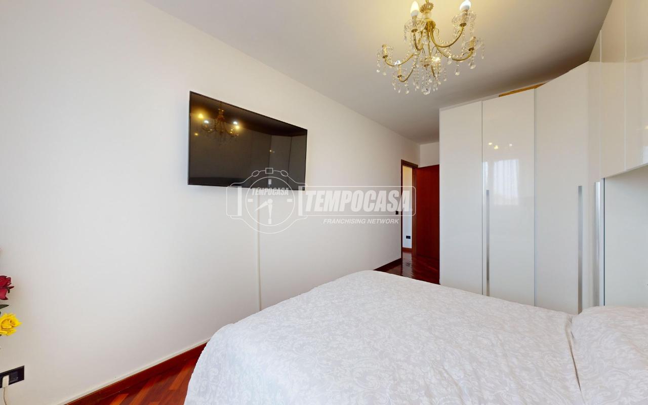 appartamento in vendita ad Abbiategrasso in zona Castelletto