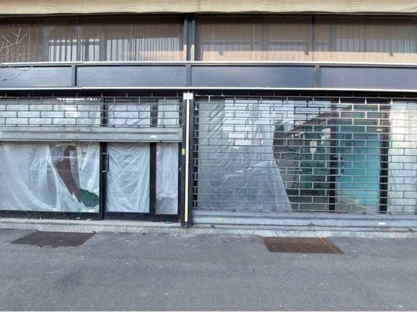 negozio in vendita ad Abbiategrasso