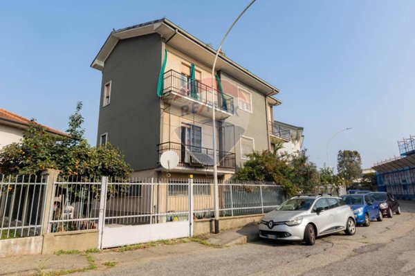 casa indipendente in vendita ad Abbiategrasso