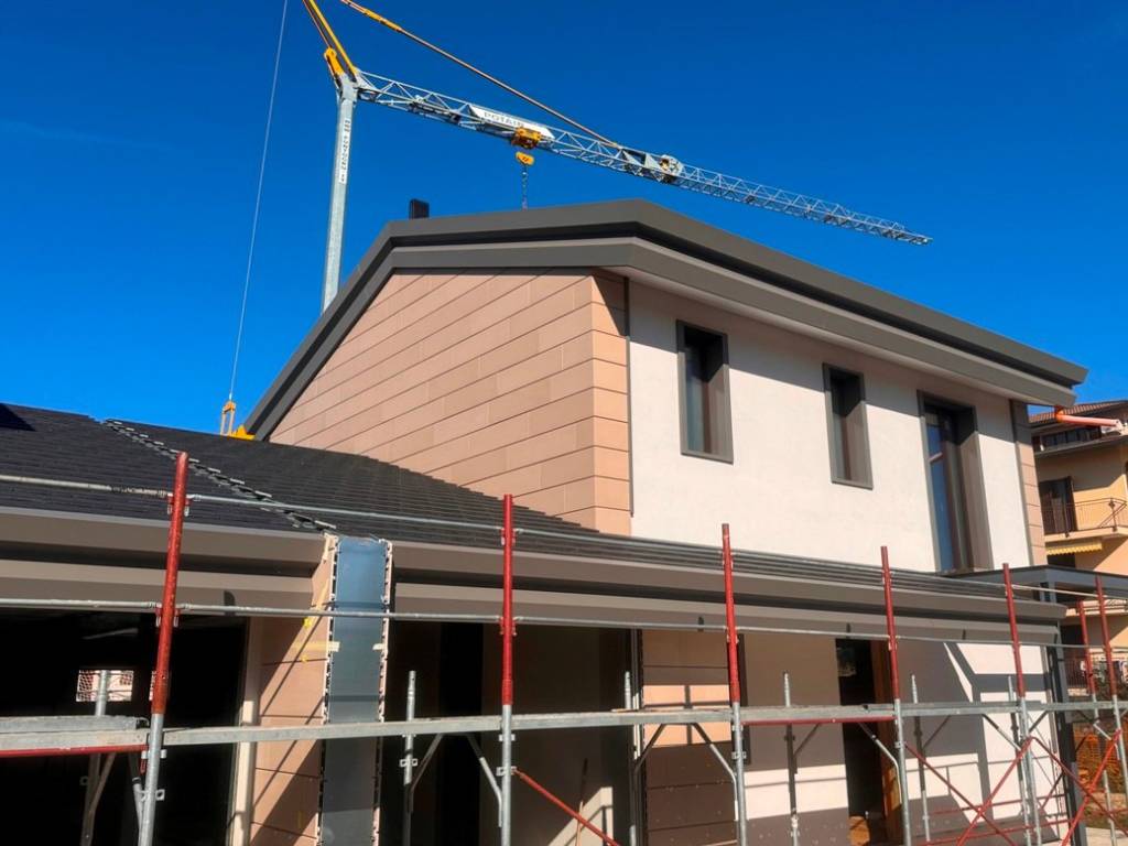 casa indipendente in vendita ad Abbiategrasso