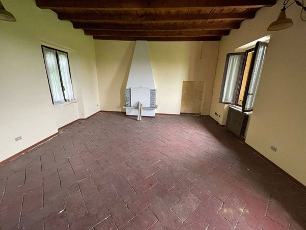 negozio in vendita ad Abbiategrasso