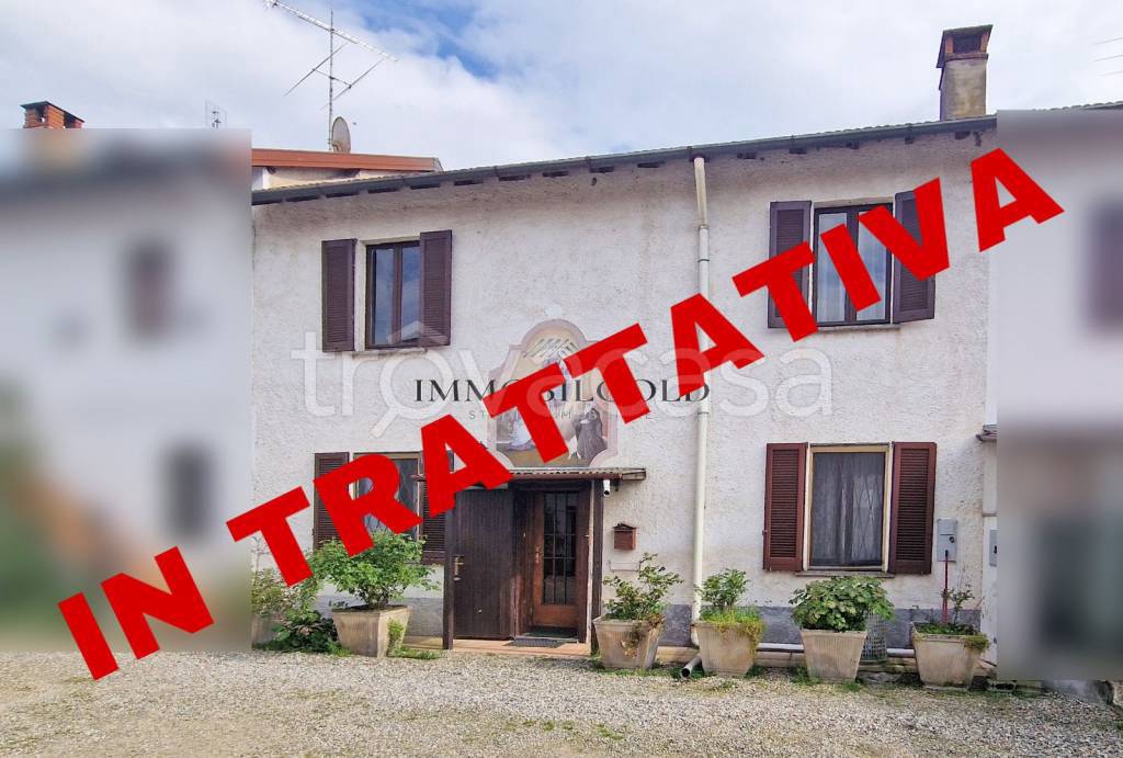 casa indipendente in vendita ad Abbiategrasso