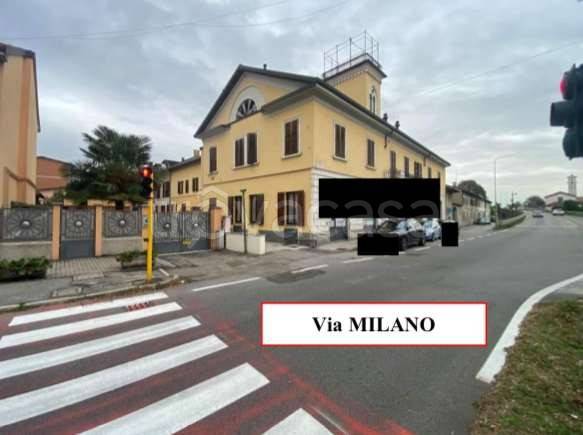 appartamento in vendita ad Abbiategrasso in zona Castelletto