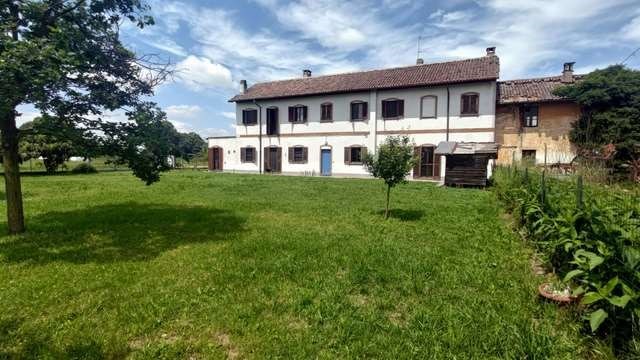casa indipendente in vendita ad Abbiategrasso