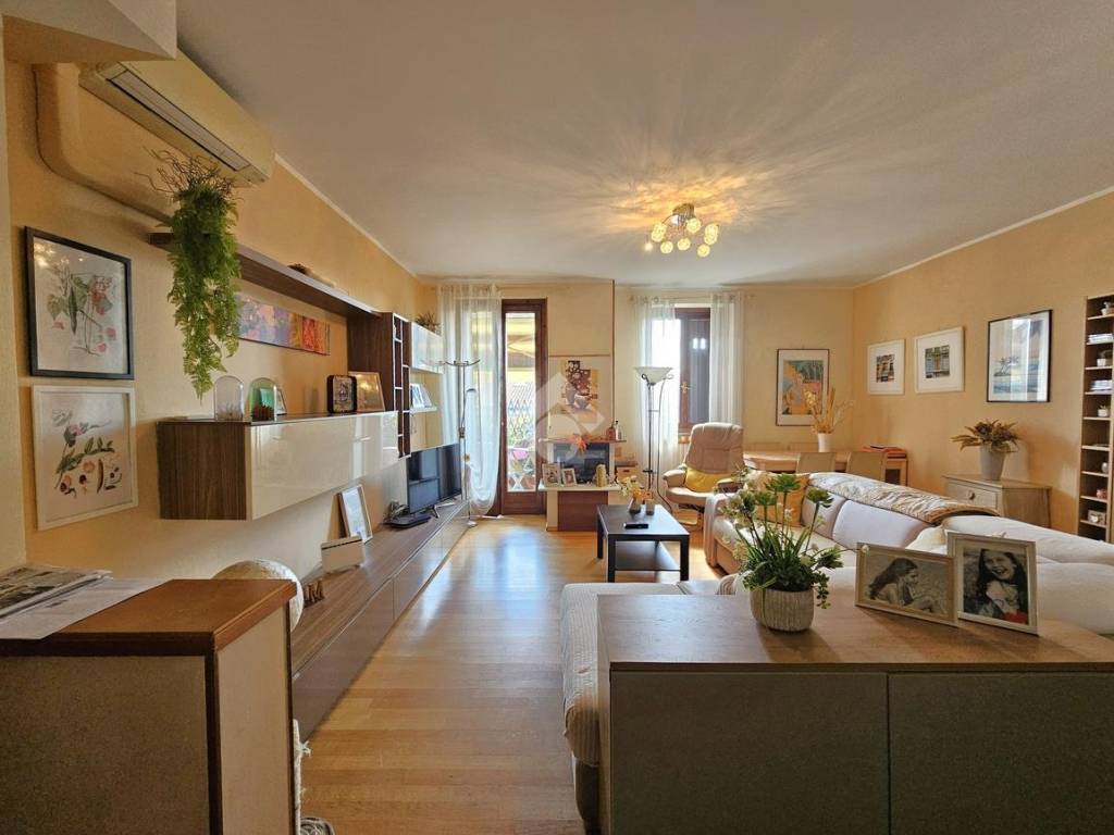 appartamento in vendita ad Abbiategrasso