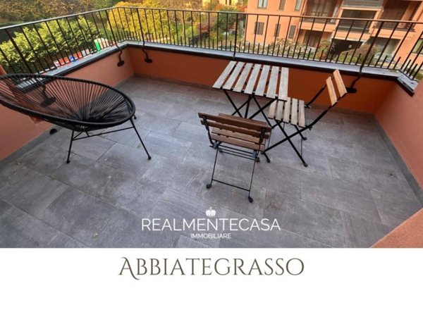 appartamento in vendita ad Abbiategrasso in zona Castelletto