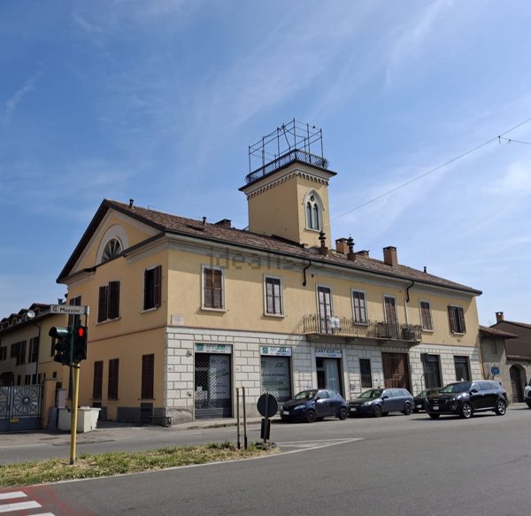 appartamento in vendita ad Abbiategrasso in zona Castelletto
