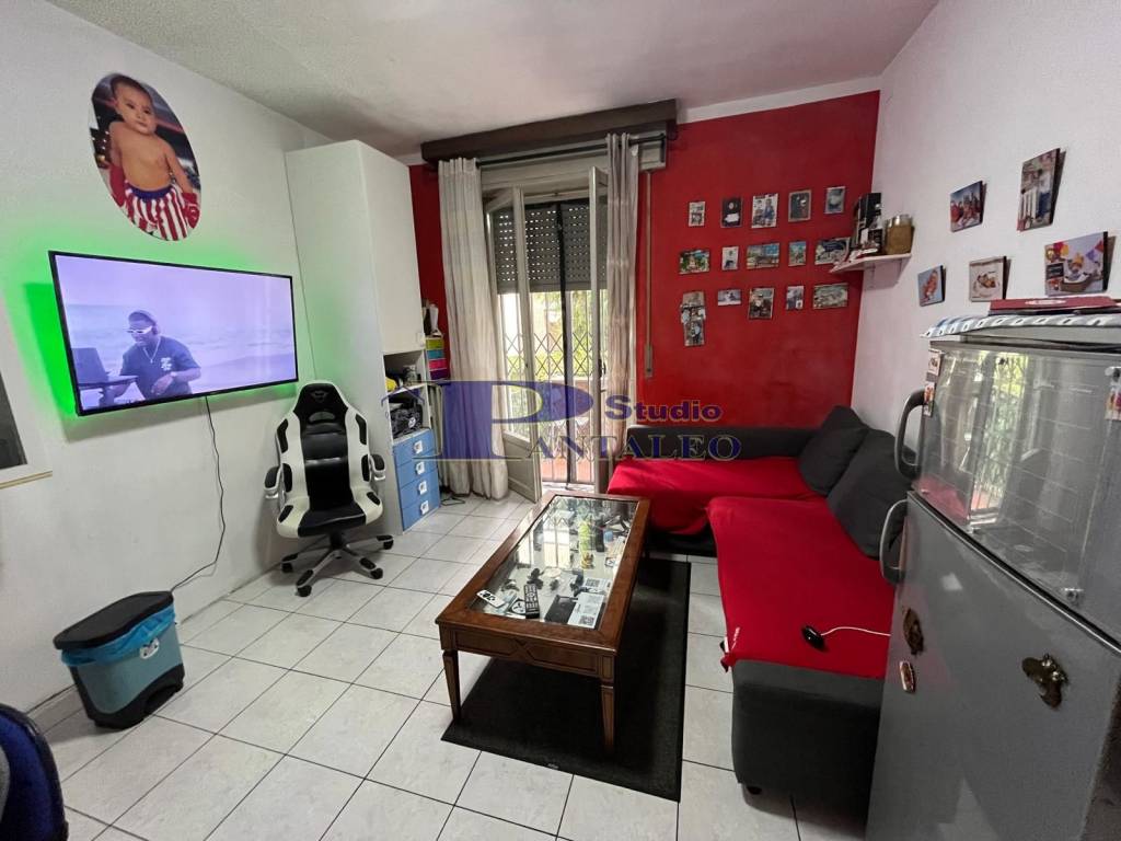 appartamento in vendita ad Abbiategrasso in zona Castelletto
