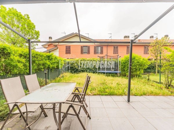 casa indipendente in vendita ad Abbiategrasso