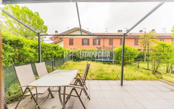 casa indipendente in vendita ad Abbiategrasso