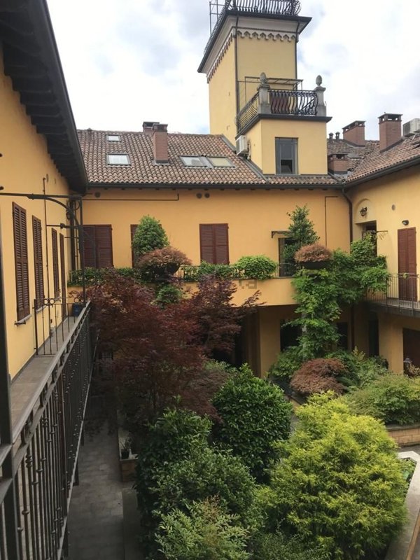 appartamento in vendita ad Abbiategrasso in zona Castelletto