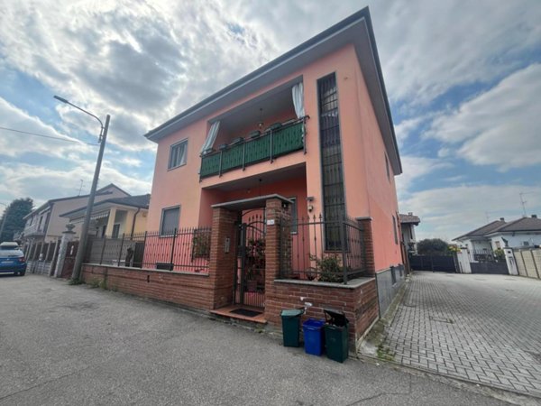 appartamento in vendita ad Abbiategrasso