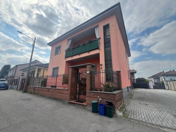 appartamento in vendita ad Abbiategrasso
