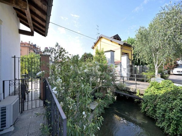 casa indipendente in vendita ad Abbiategrasso