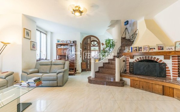 casa indipendente in vendita ad Abbiategrasso