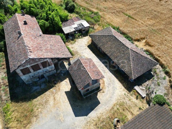 casa indipendente in vendita ad Abbiategrasso