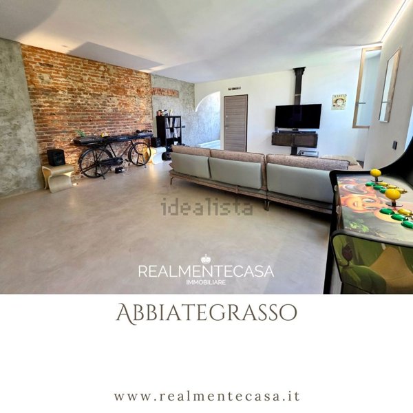 casa indipendente in vendita ad Abbiategrasso