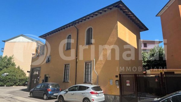 casa indipendente in vendita ad Abbiategrasso