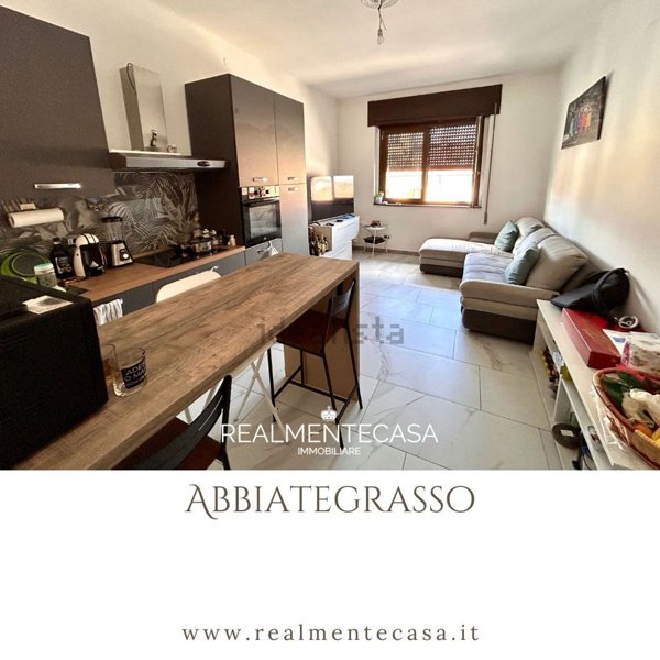 appartamento in vendita ad Abbiategrasso in zona Castelletto