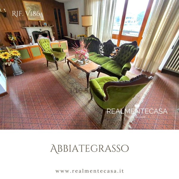 casa indipendente in vendita ad Abbiategrasso