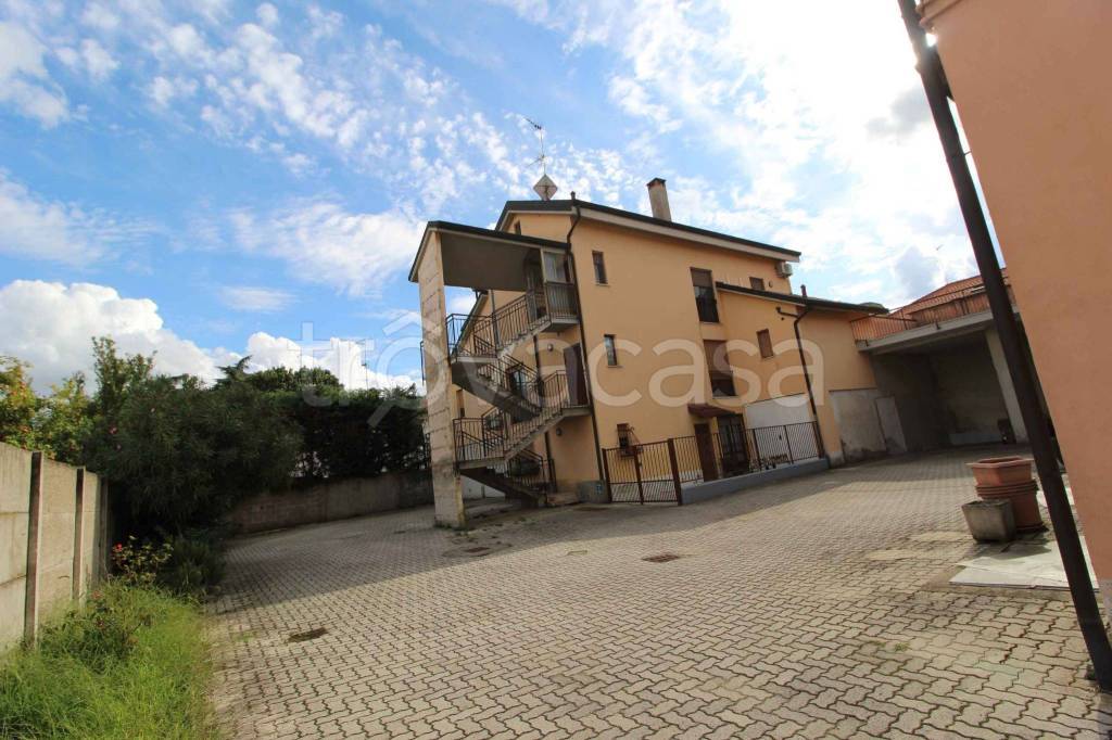 appartamento in vendita ad Abbiategrasso