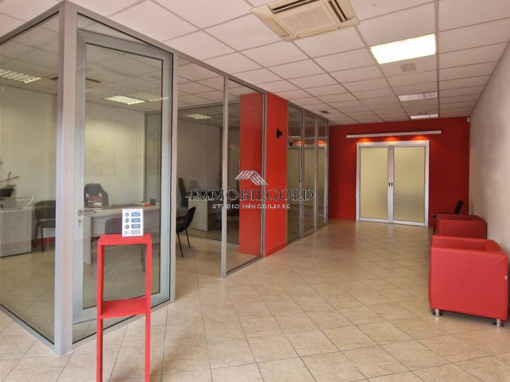 ufficio in vendita ad Abbiategrasso
