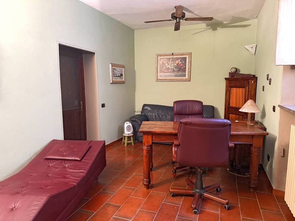 ufficio in vendita ad Abbiategrasso