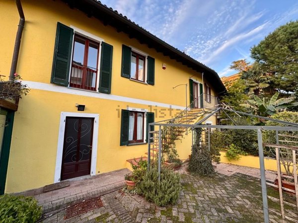 pentavano in vendita ad Abbiategrasso