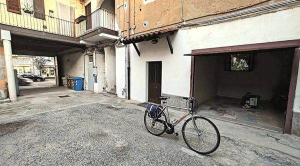 locale di sgombero in vendita ad Abbiategrasso